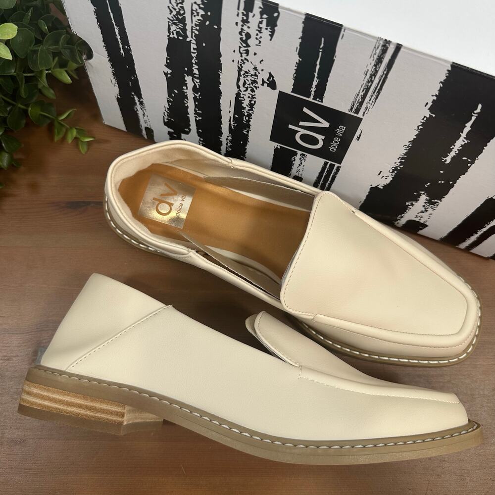 DV By Dolce Vita Women's Flirty Ivory‎ Loafers Size 6.5